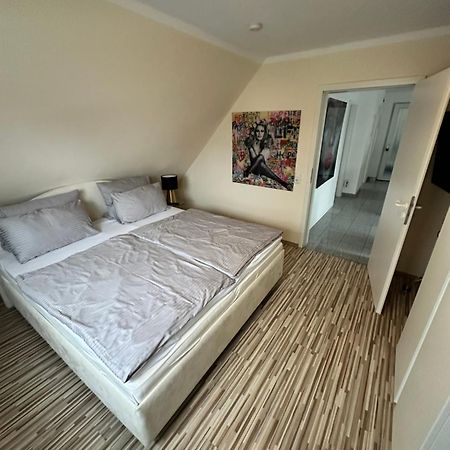 Zwei Ferienwohnungen Anker Max 5 Personen & Leuchtturm Max 4 Personen, Direkt In Steinhude Scheunenviertel, Balkon, Wlan , Privater Parkplatz, Wallbox Exterior foto