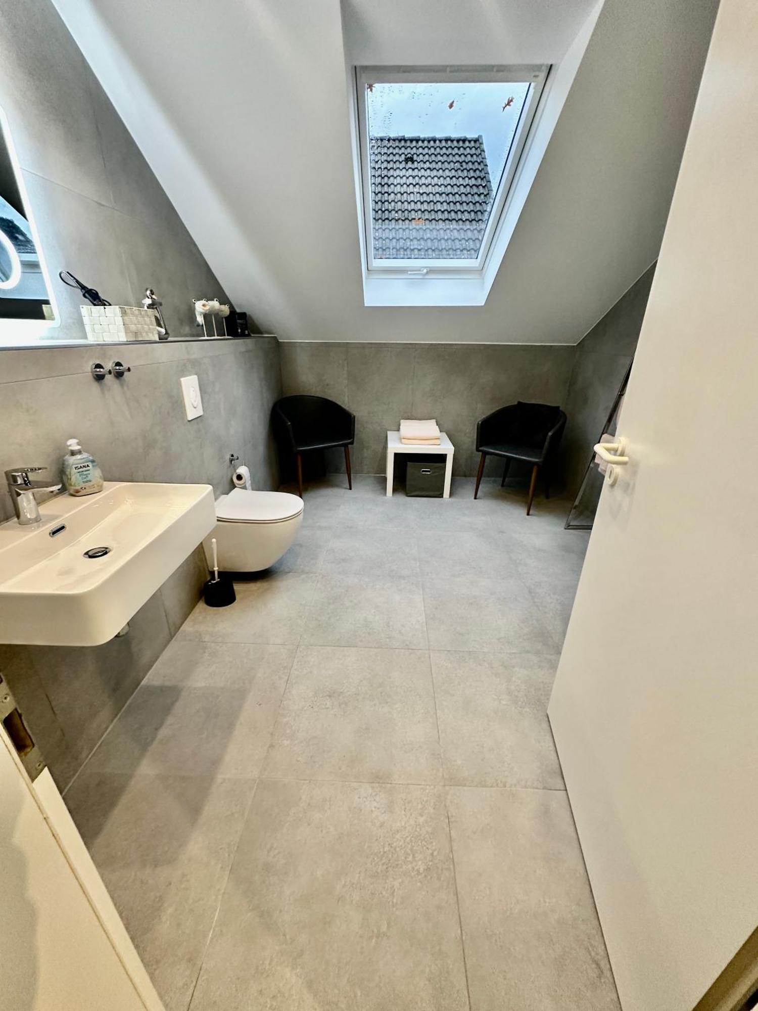 Zwei Ferienwohnungen Anker Max 5 Personen & Leuchtturm Max 4 Personen, Direkt In Steinhude Scheunenviertel, Balkon, Wlan , Privater Parkplatz, Wallbox Exterior foto